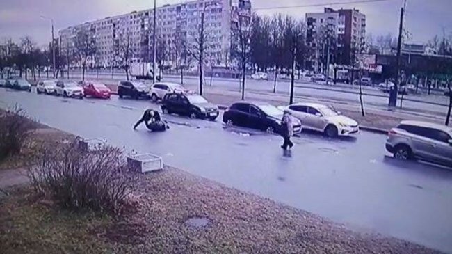 В Петербурге водитель с ракетницей напал на пассажира - «Авто»