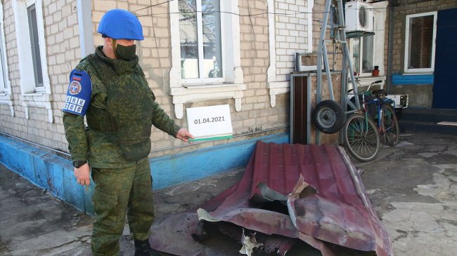 ВСУ подвозят мины на позиции на авто с символикой СЦКК, заявили в ДНР - «Авто»