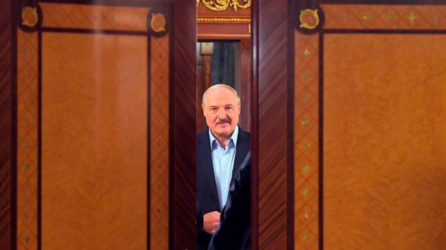 Усатый рейс. Обостряя ситуацию, Лукашенко ведет страну к новому взрыву - «Мнения»