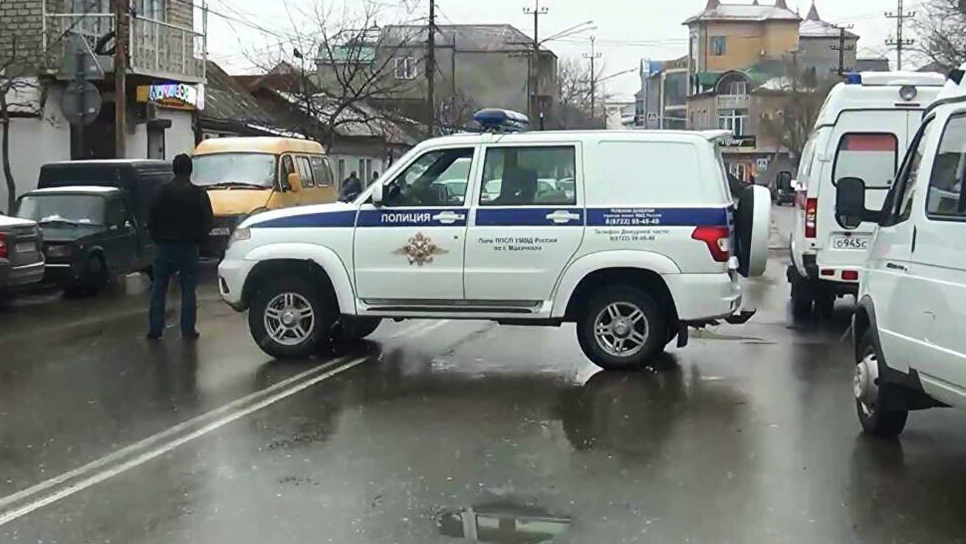 Что произошло в дагестане в аэропорту. Расул Макашарипов боевик. Террорист Расул Макашарипов. Расул Магомедхабибович Макашарипов. Нападения на полицейских в Махачкале.