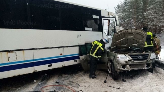 После ДТП с автобусом под Калугой госпитализировали троих пострадавших - «Авто»