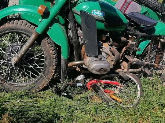 Подросток на мотоцикле сбил ребенка на велосипеде в Татарстане