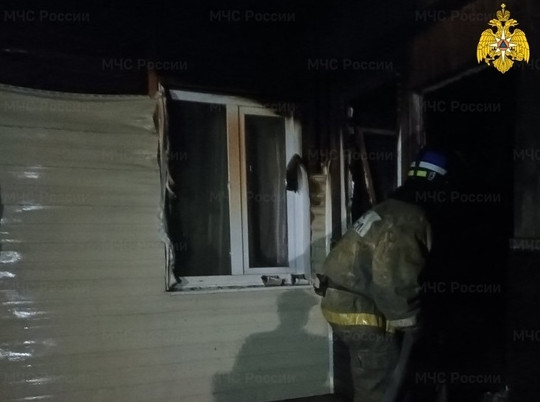 Человек пострадал на пожаре в Мещовске