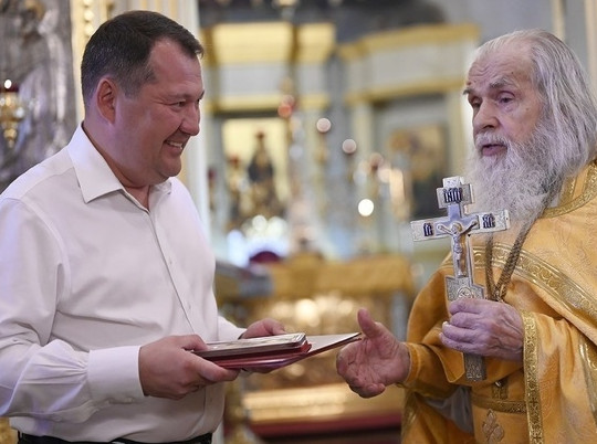 Старшего духовника Спасо-Преображенского собора наградили памятной медалью в честь 85-летия Тамбовской области