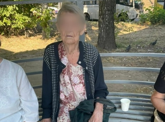 В Ярославле дезориентированную бабушку спасли неравнодушные пассажиры