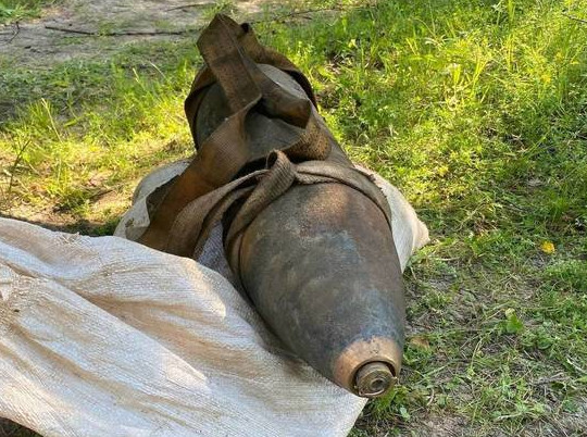В Виноградовском округе обнаружили столетний артиллерийский снаряд