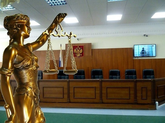 За осквернение памятника в Волгограде вандала осудили на 6 лет колонии