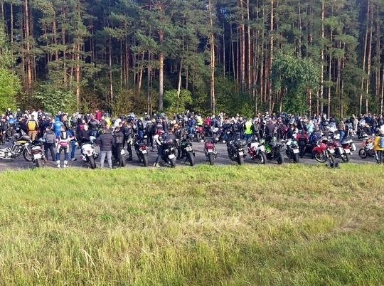 Костромские байкеры закрыли летний мотосезон 2022 года молебном об упокоении душ погибших мотоциклистов