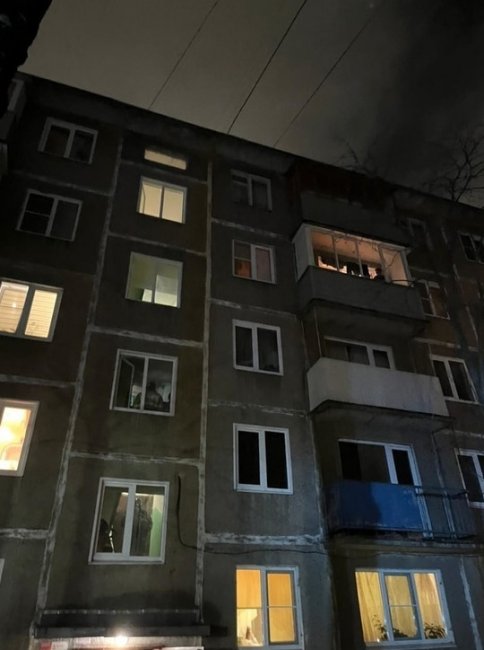 В Иванове, на Велижской, загорелся балкон квартиры