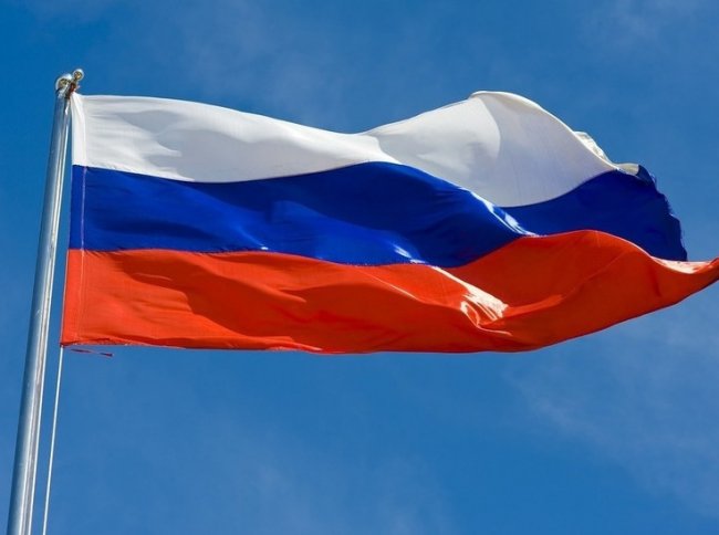 Мантуров сообщил о продлении параллельного импорта на 2024 год