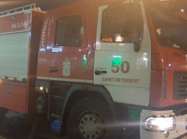 Женщина погибла в ночном пожаре на Станюковича
