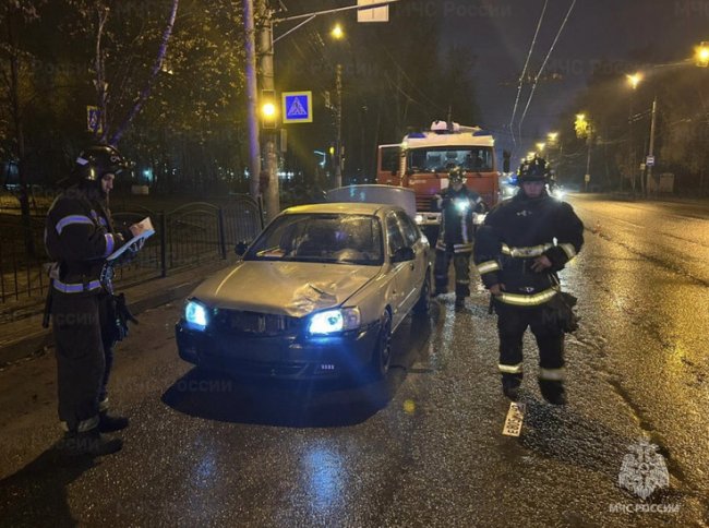 Хендай ночью сбил пешехода в Калуге