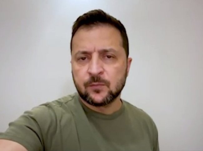 Зеленский обсудил с Макроном встречу с Путиным