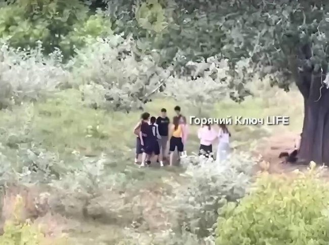 Полиция Горячего Ключа начала проверку после видео с непристойным поведением подростков