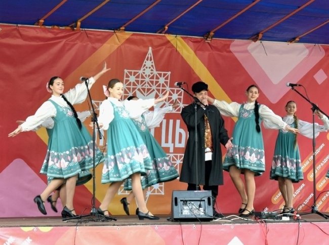В Крестцах отметили День поселка