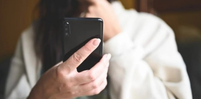 Телефон-шпион - «Компьютеры и интернет»