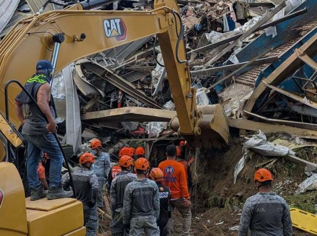 Число жертв оползня на филиппинской свалке возросло до 35