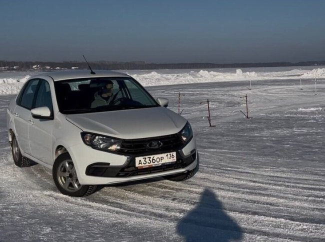 Ленинградцы привезли из Челябинска медали с соревнований по автомногоборью