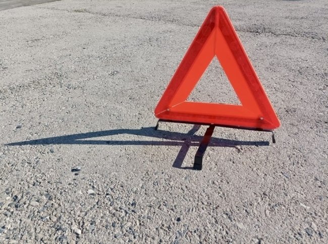 На Солотчинском шоссе под Рязанью BMW врезалась в барьерное ограждение