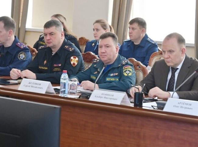 Павел Малков поручил наладить взаимодействие с жителями в зоне половодья