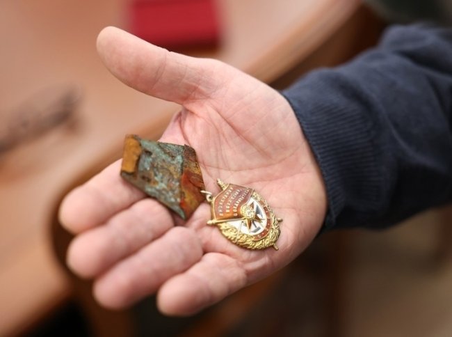 В Калининграде награду времен ВОВ вернули потомкам советского офицера