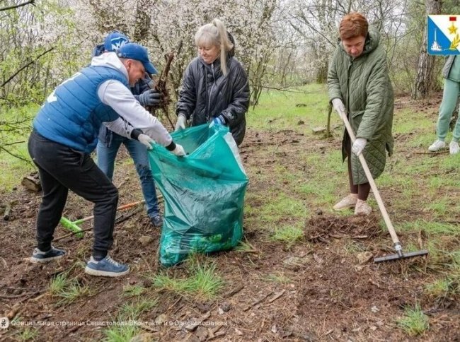 В Севастополе почти 2 тысячи горожан собрали более 500 кубометров мусора