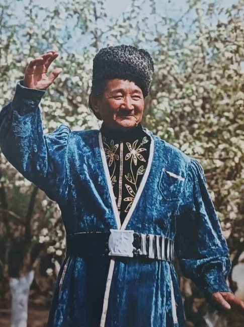 В Элисте откроют дом-музей народного поэта