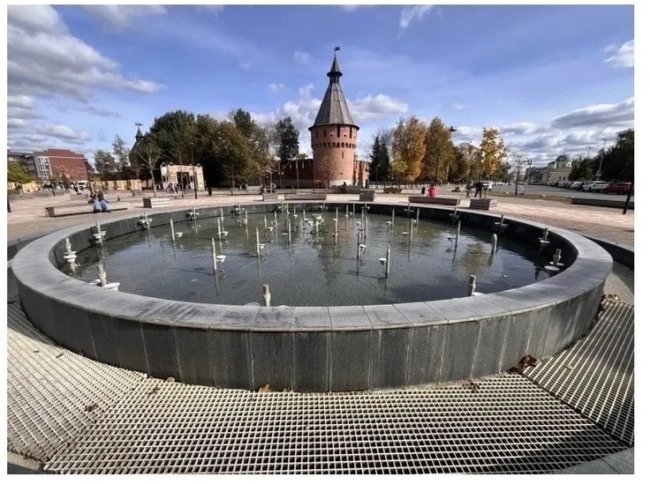 В Туле в преддверии холодов начали консервировать фонтаны